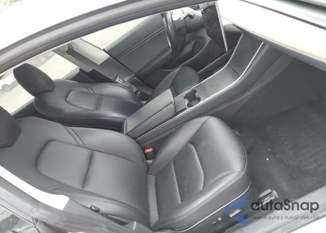 2018 Tesla Model 3 Long Range/Performance из США, поврежденный, VIN 5YJ3E1EB7JF120718